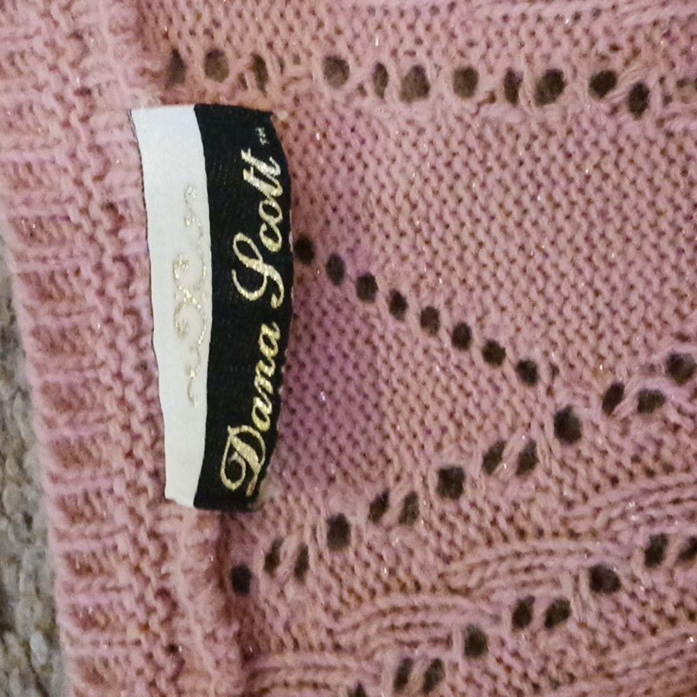 Womens size large pink sweater - Picture 3 of 5
